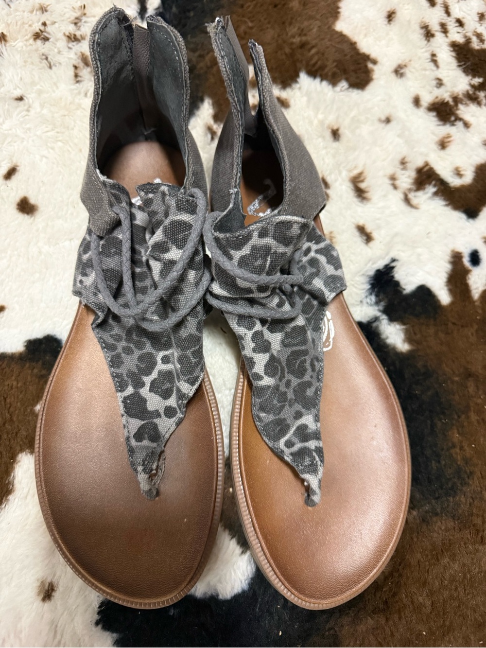 Women’s Gray Leopard-Print Slingback Sandals